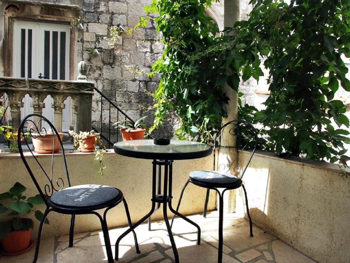 Rooms & Studio Stipcic Trogir Luaran gambar