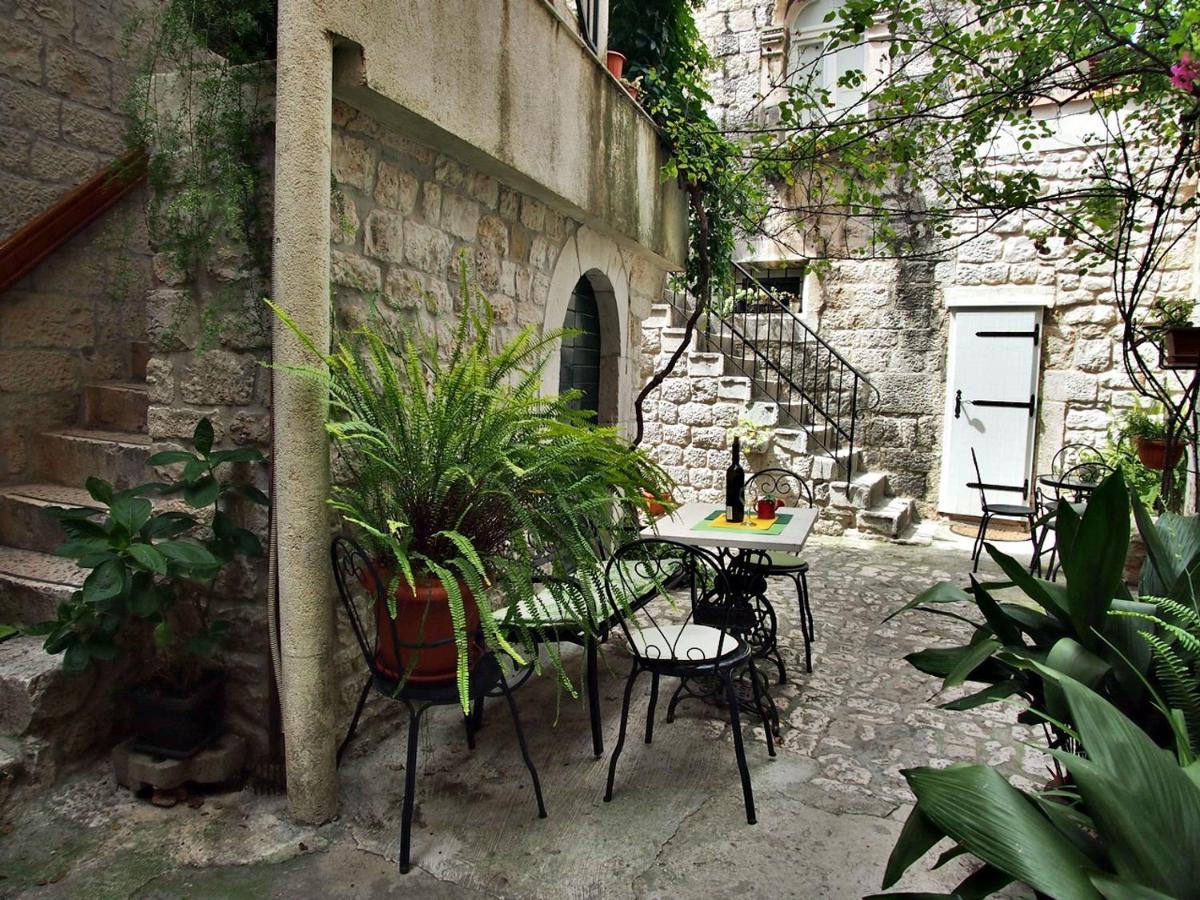 Rooms & Studio Stipcic Trogir Luaran gambar