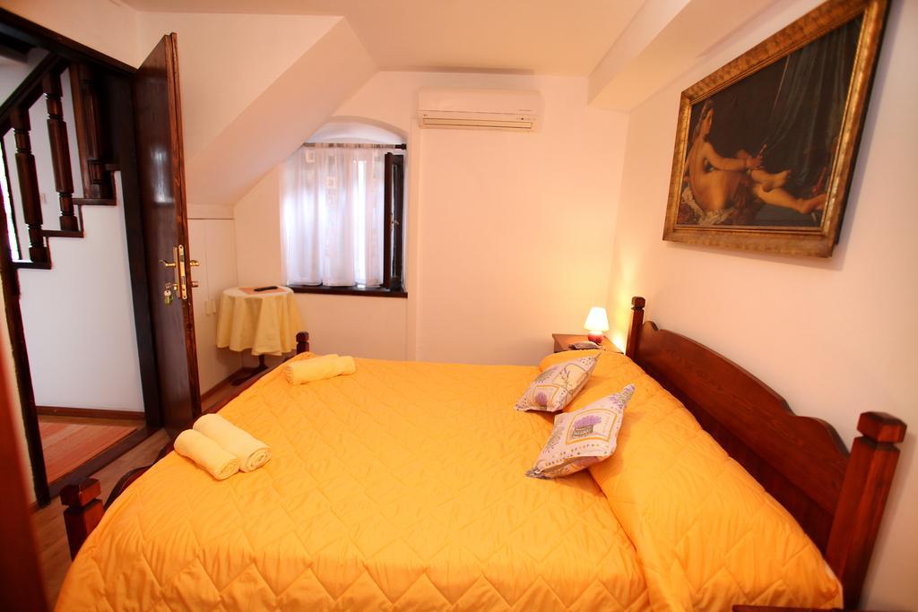 Rooms & Studio Stipcic Trogir Luaran gambar