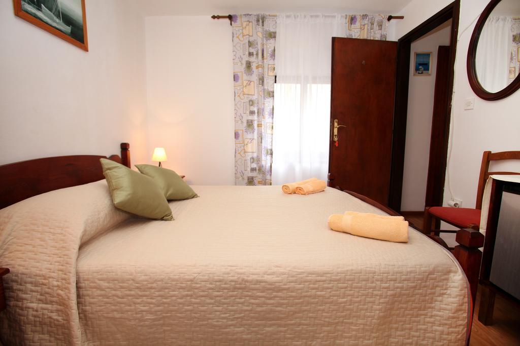 Rooms & Studio Stipcic Trogir Luaran gambar