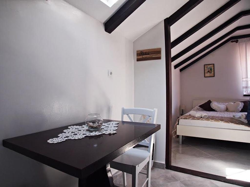 Rooms & Studio Stipcic Trogir Luaran gambar