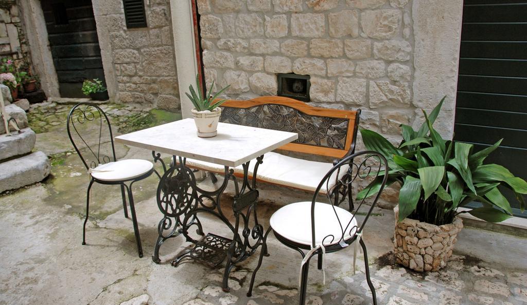 Rooms & Studio Stipcic Trogir Luaran gambar
